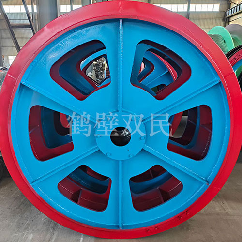 鶴壁市雙民礦山機(jī)械有限公司雙槽天輪發(fā)貨現(xiàn)場！